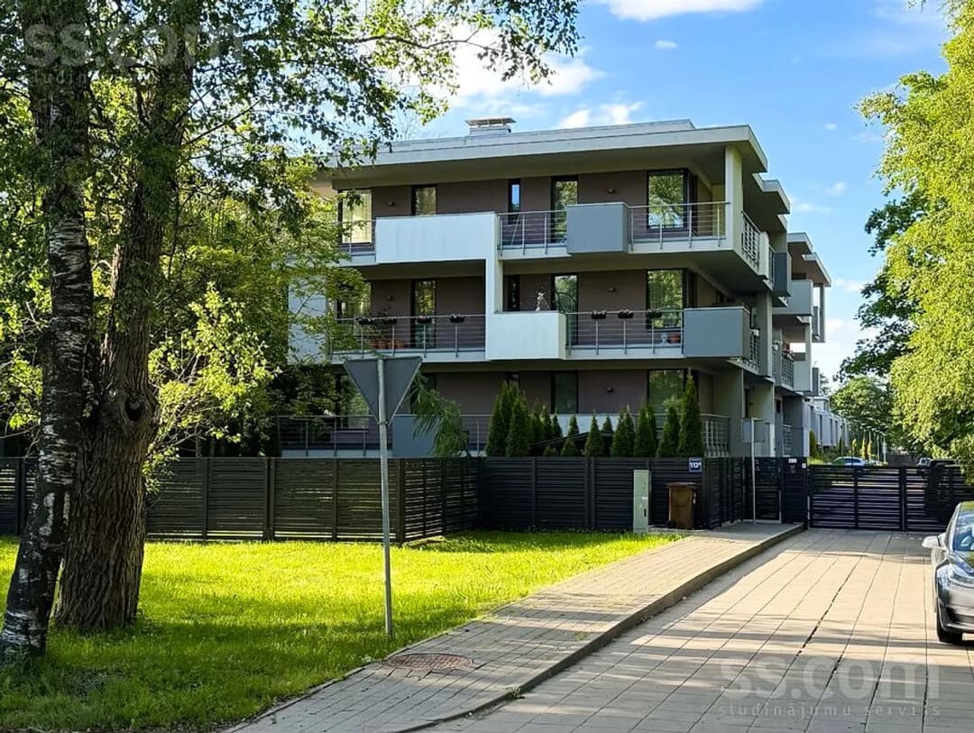 4 istabu dzīvoklis — Jūrmalas g. 113b