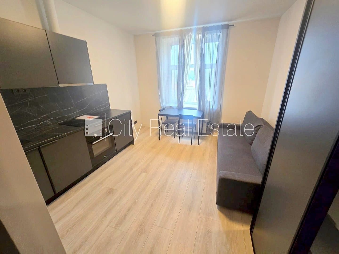 Krišjāņa Barona iela, Centrs — bilde 3