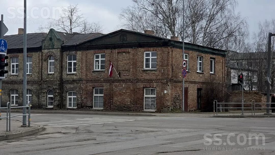 Divistabu dzīvoklis — Dobeles šoseja 39