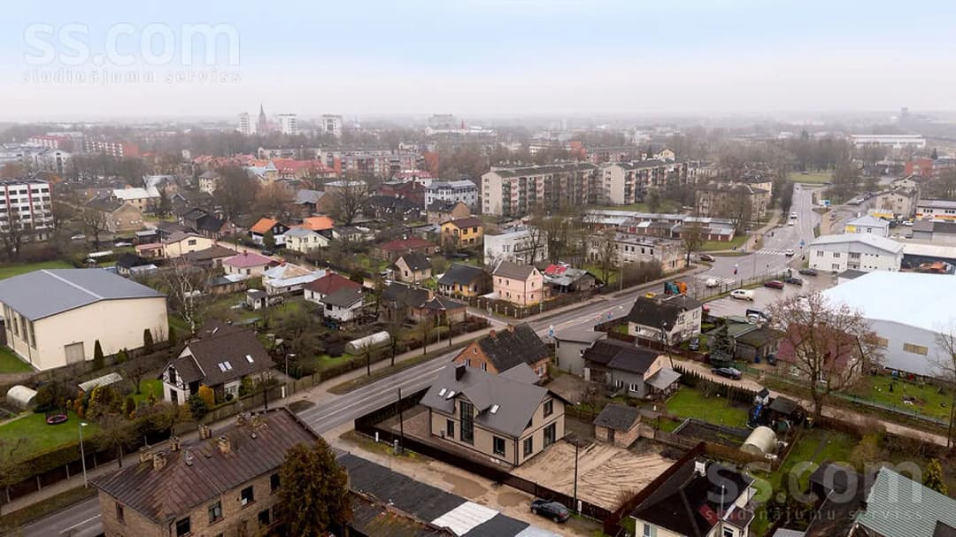 Māja — Rūpniecības iela 19 — vēl bildes