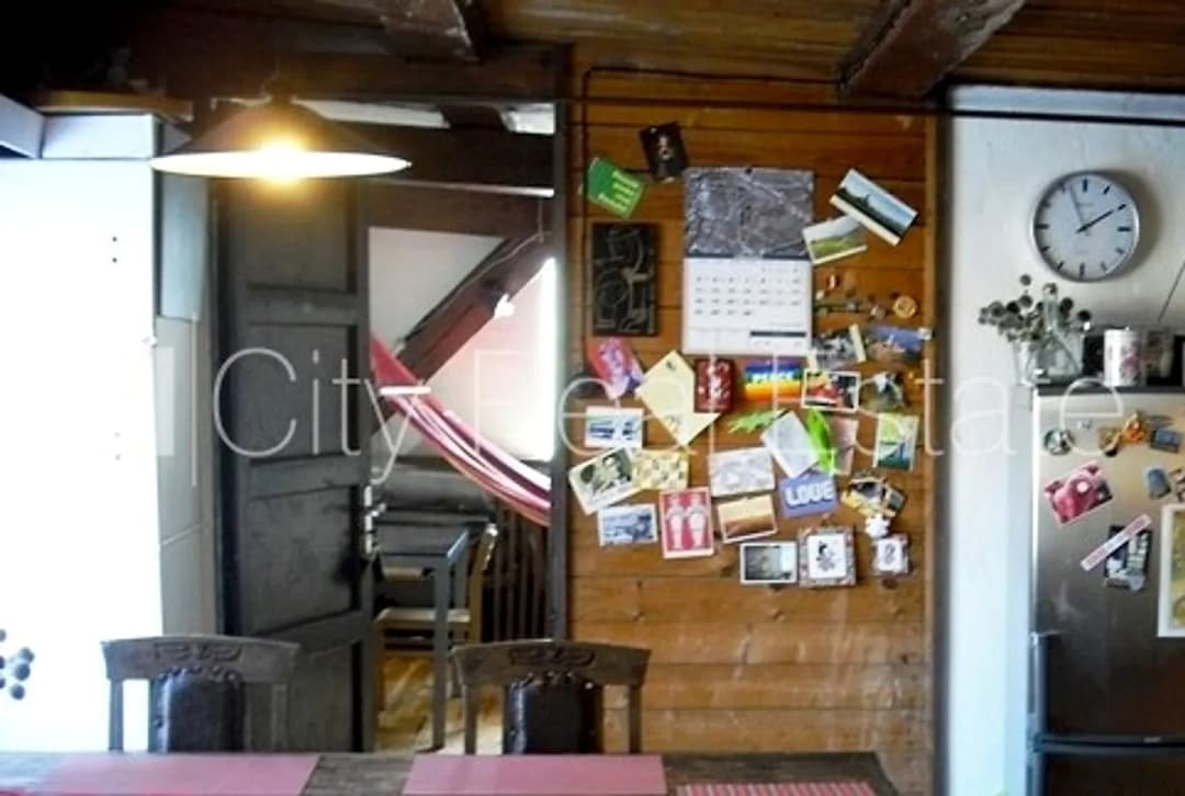 Mansards, logi vērsti mājas abās pusēs, guļamistabu skaits 2 gab., vannas istabu skaits 1 — bilde 3