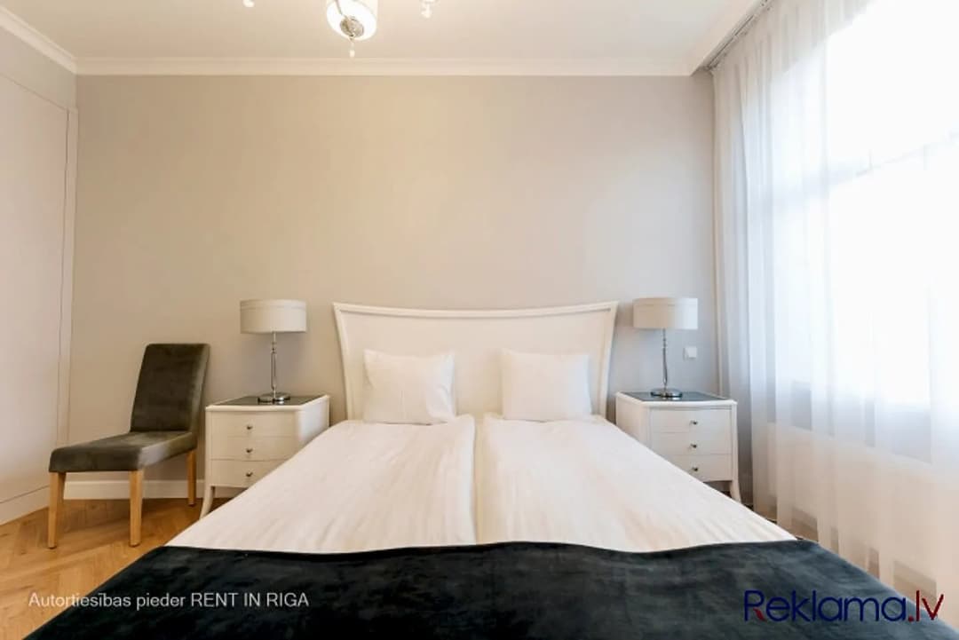 Piedāvājam īrēt ekskluzīvus divu istabu apartamentus Rīgas centrā, jaunā rekonstruētā — bilde 4