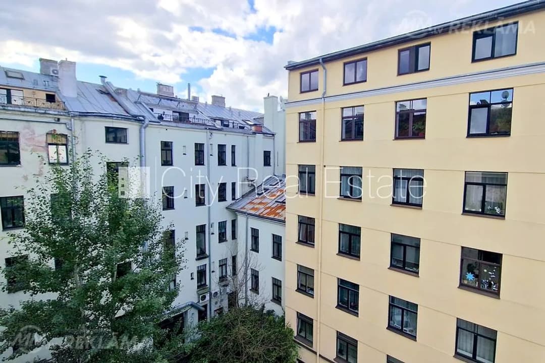 Dzīvoklis Rīgā, Centrā, 90 м², 4 ist., 4 stāvs — vēl bildes