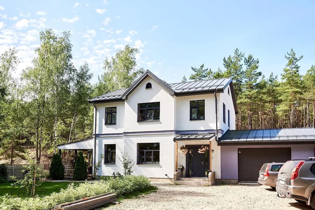 Lapsukalna iela, Trīsciems