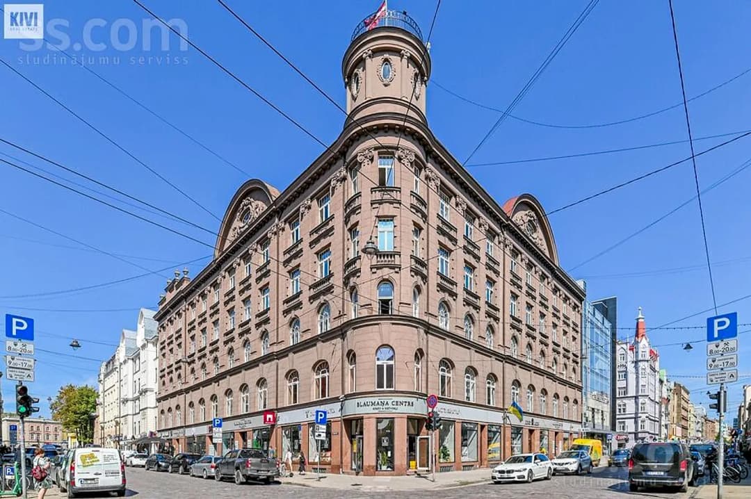 Trīsistabu dzīvoklis — Blaumaņa 5a