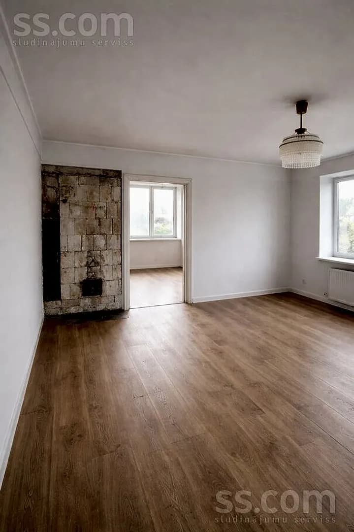Divistabu dzīvoklis — Jelgavas iela 27a