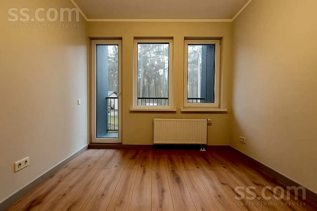 Divistabu dzīvoklis — Kr. Valdemāra 13 — vēl bildes