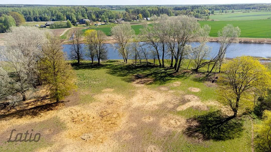 Pārdod unikālu īpašumu Lielupes krastā 5,2 ha zemes ar ~280 m garu krasta līniju. 
Ja — bilde 4