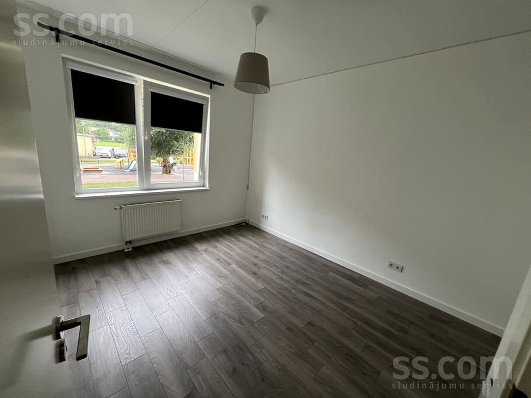 4 istabu dzīvoklis — Biķernieku 160
