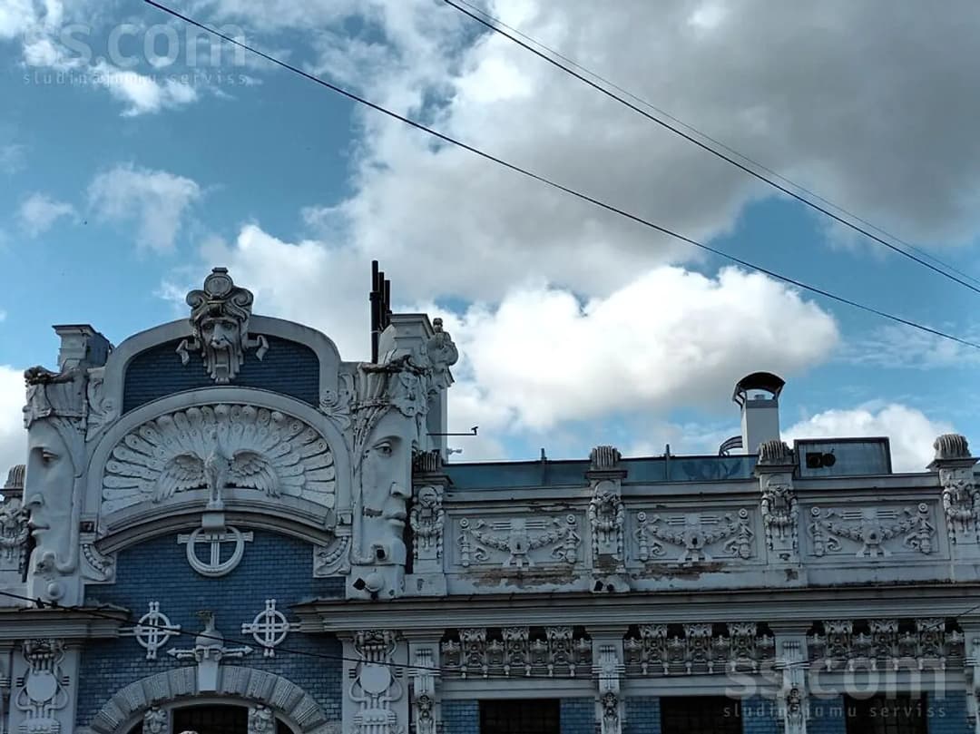 4 istabu dzīvoklis — Elizabetes 35 — vēl bildes