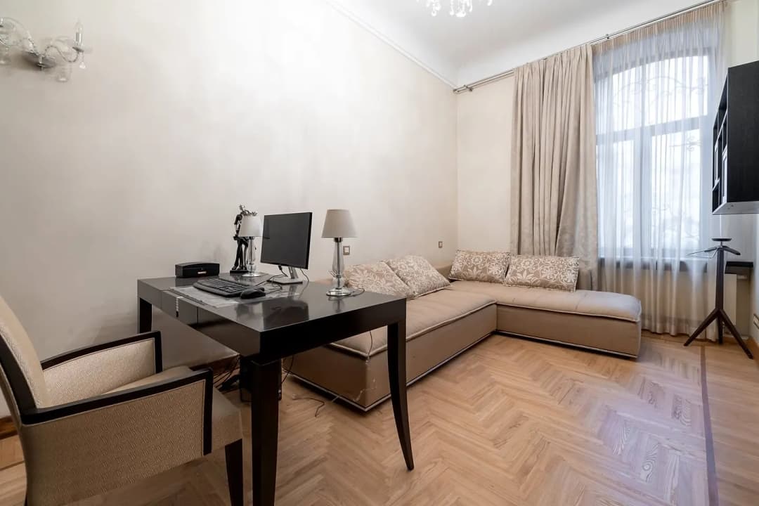 5-ist. Dzīvoklis, 247㎡ - Rīga, Centrs — vēl bildes