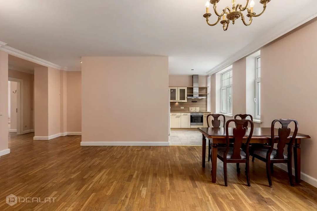 3-ist. Dzīvoklis, 112.80㎡ - Rīga, Centrs