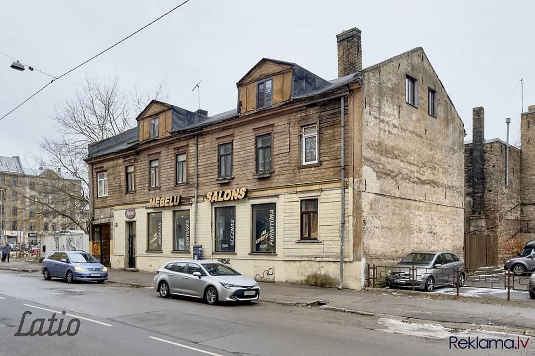 Plašs dzīvoklis pašā Rīgas centrā, 75 kv.m , 2/2 st., koka māja, 3 istabas, duša, WC