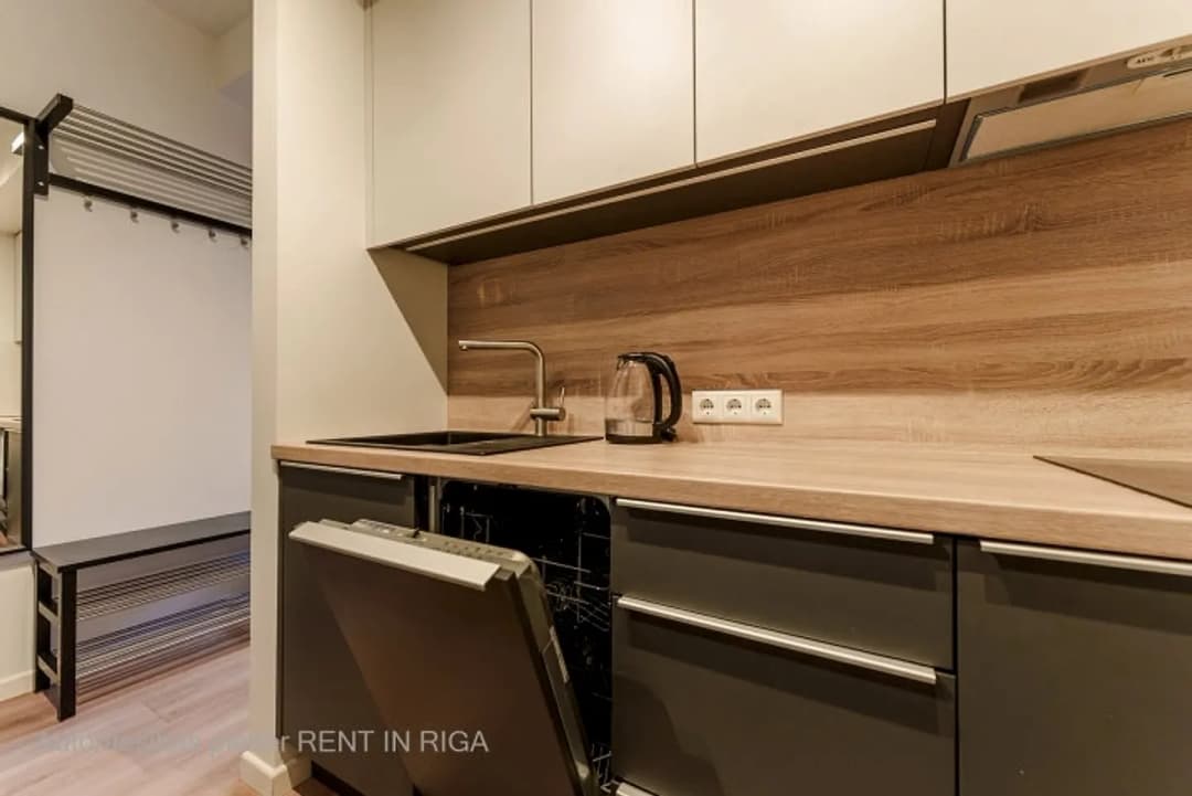 Pārdošana moderns studio tipa dzīvoklis Klusajā centrā! Klusais centrs ir iemīlēta — bilde 3