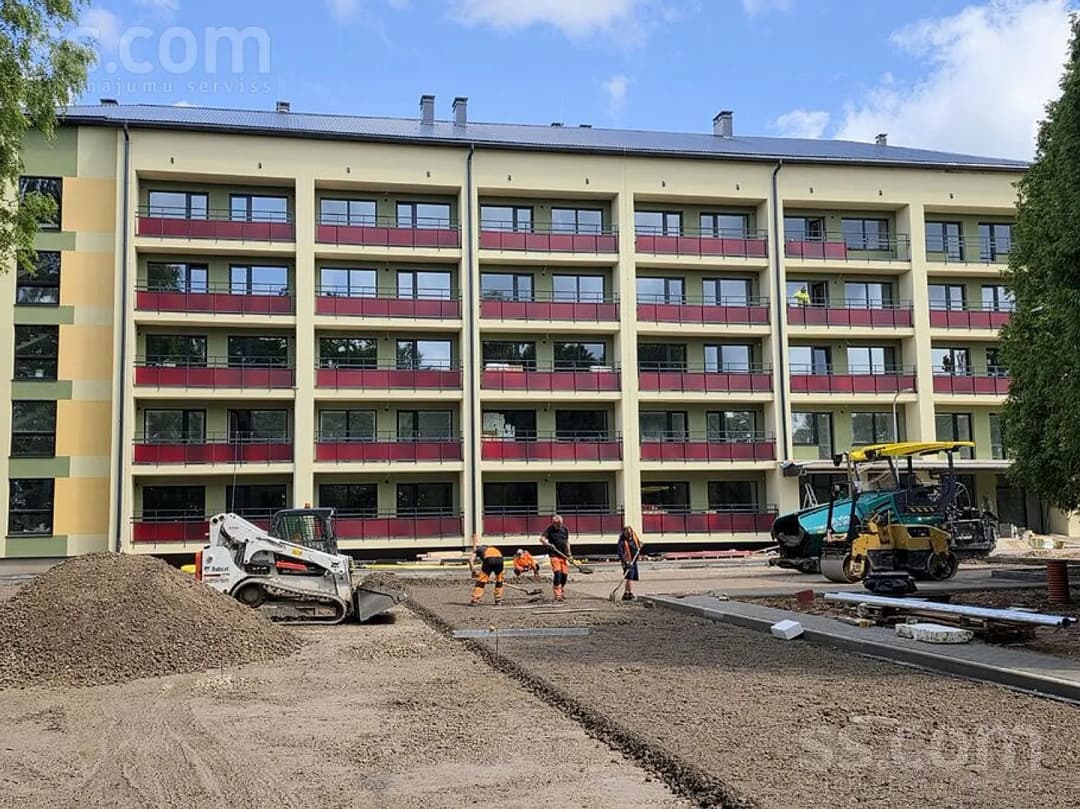 Trīsistabu dzīvoklis — Kovārņu iela 26 — vēl bildes