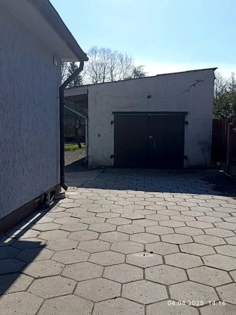 ZEMESGABALS MAZSTĀVU APBŪVEI Garozes iela 6, Rīga Pārdošanā īpašums ar kopējo platību — vēl bildes