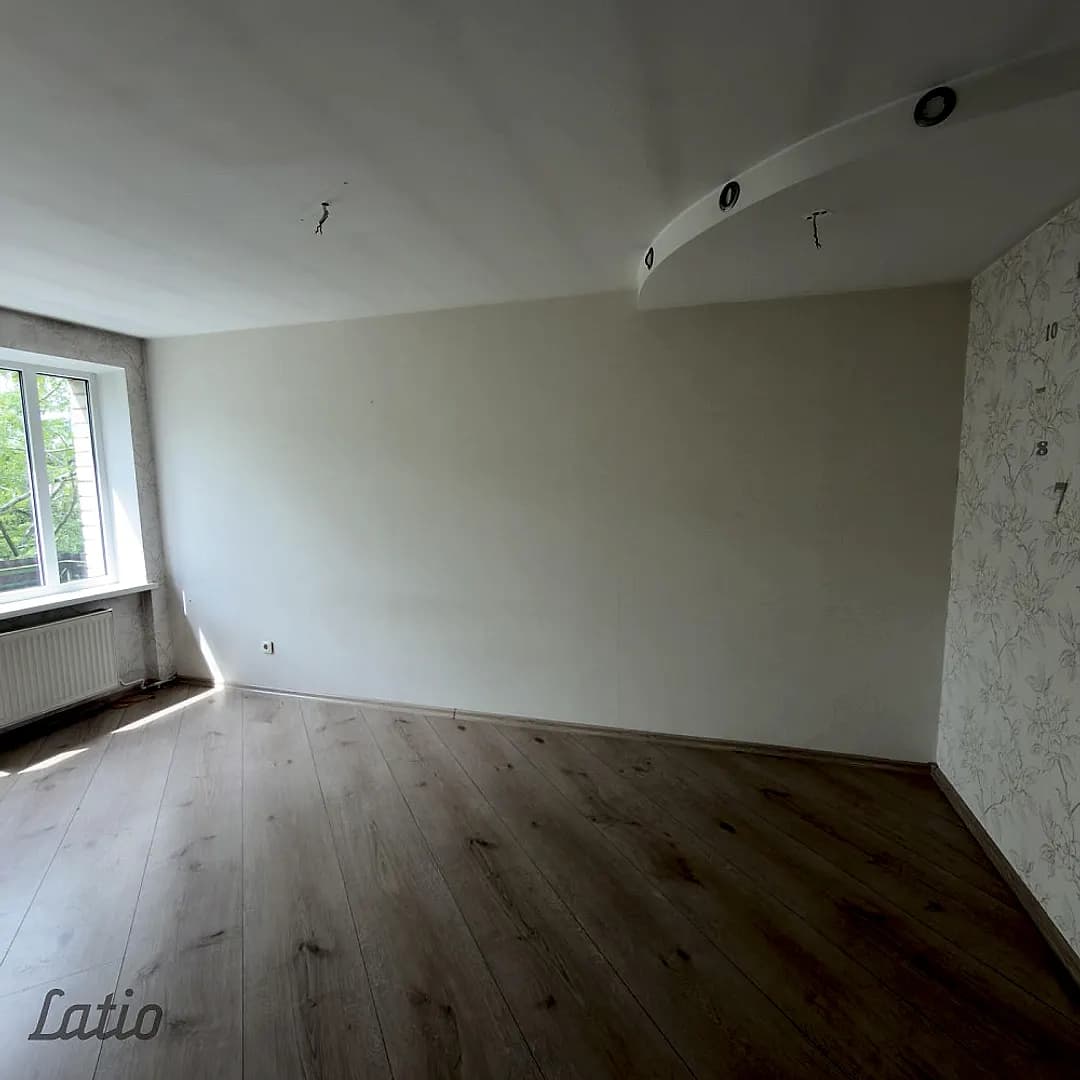 Dzīvokļa platība 54,7 m, tam ir balkons un slēdzams pagrabs.
Dzīvoklī ir veikta saskaņota — bilde 4