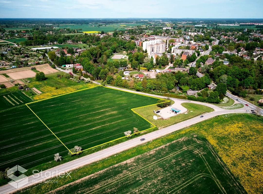 Zeme, 18135㎡ - Bauskas novads, Iecava