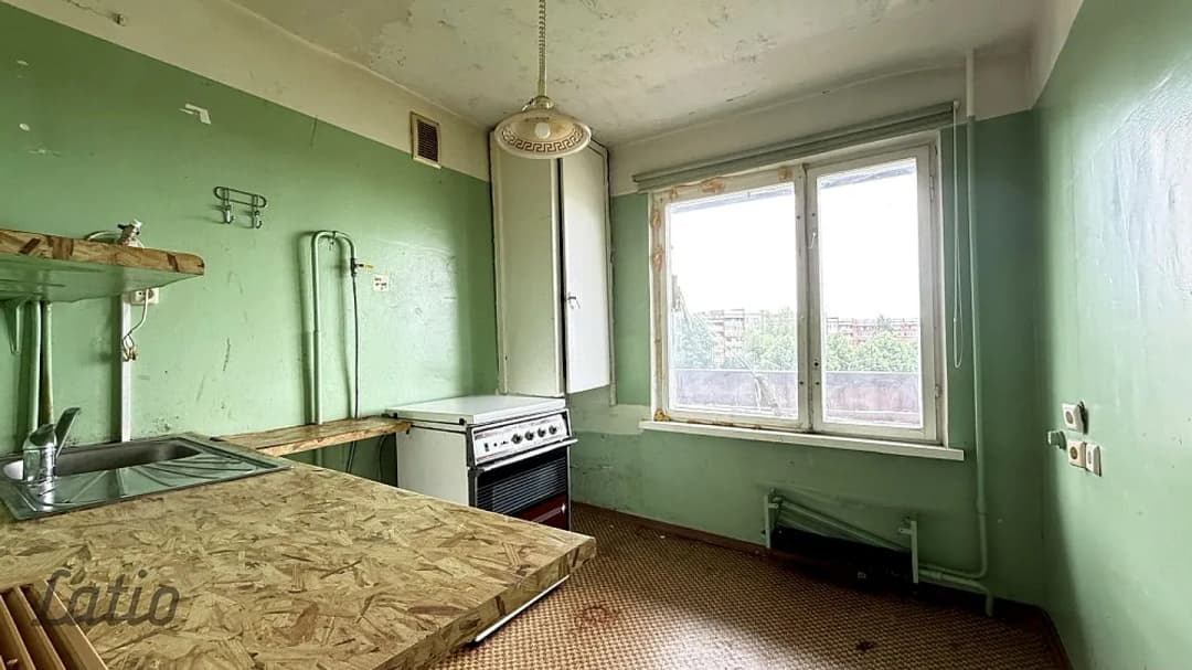 Pārdošanā 1-istabas dzīvoklis ar plašu lodžiju Jelgavā, klusā apkaimē.
Lieliska iespēja — bilde 3