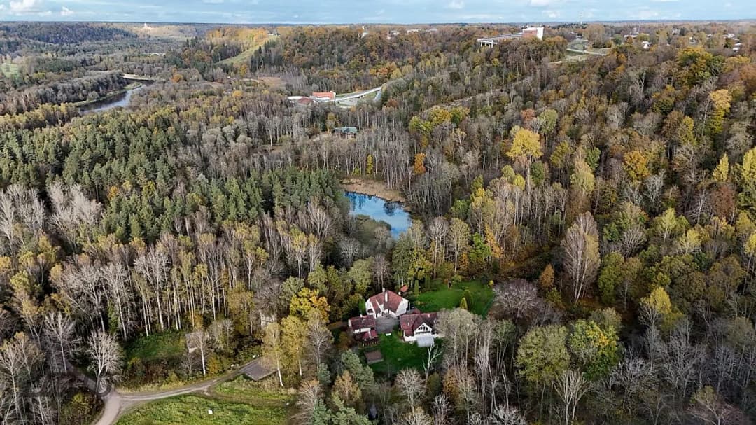 Ekskluzīvs īpašums Siguldas sirdī Paceplīši
Pārdošanā īpašs īpašums vienā no