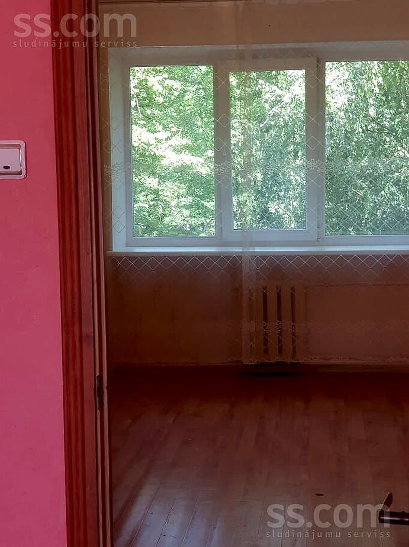 Divistabu dzīvoklis — Liela iela 10 — bilde 2