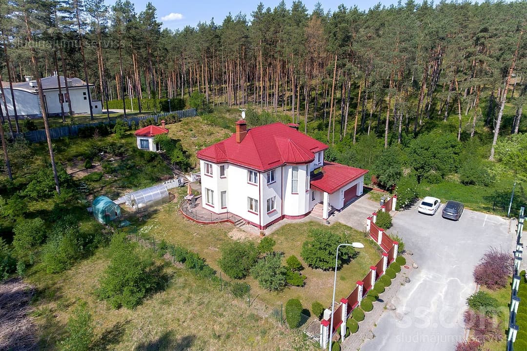 6-ist. Māja, 297㎡ - Garkalnes pagasts, Berģi