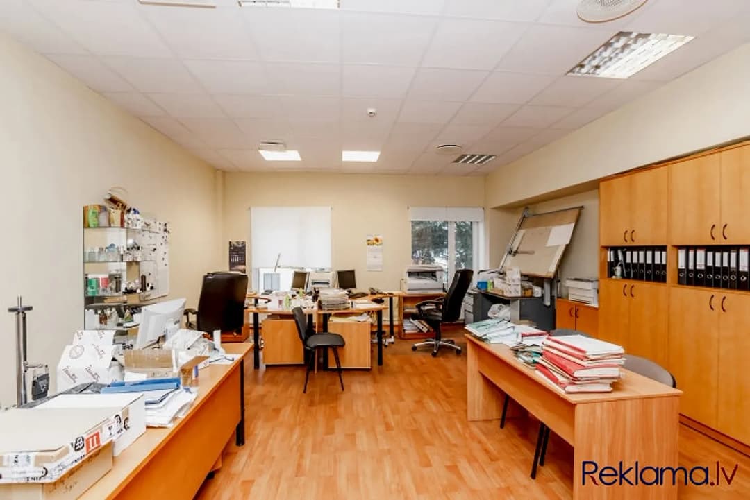 Iznomā biroja telpas telpu kompleksā Dzintars. Telpas nodrošinātas ar diennakts apsardzi, — bilde 4