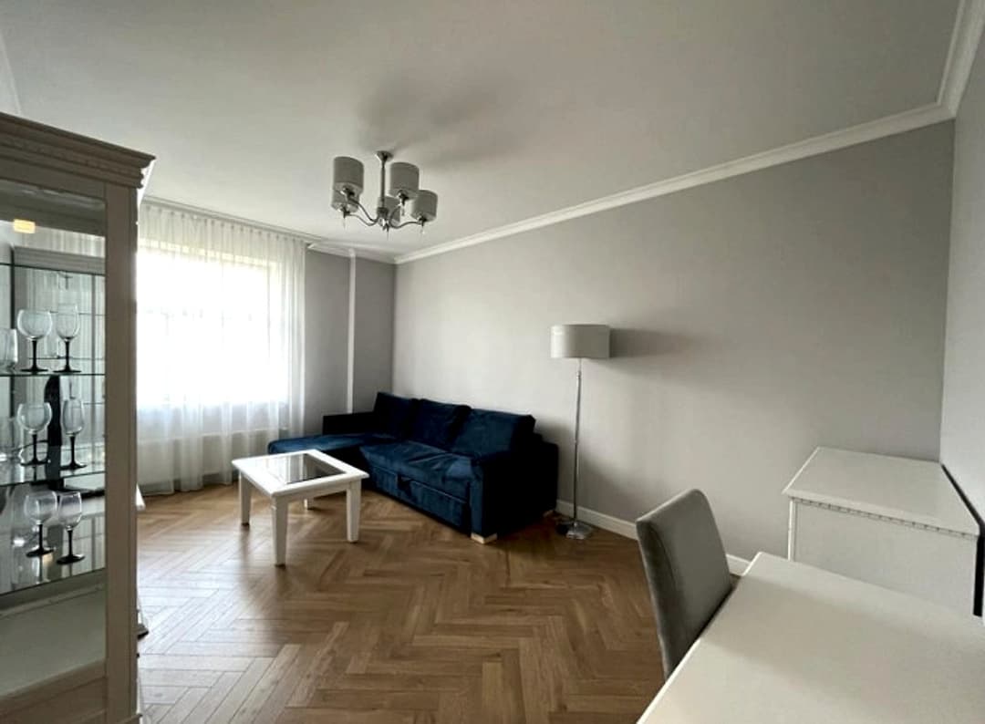 Piedāvājam ekskluzīvus 2-istabu apartamentus Rīgas centrā, jaunā rekonstruētā projektā — bilde 3