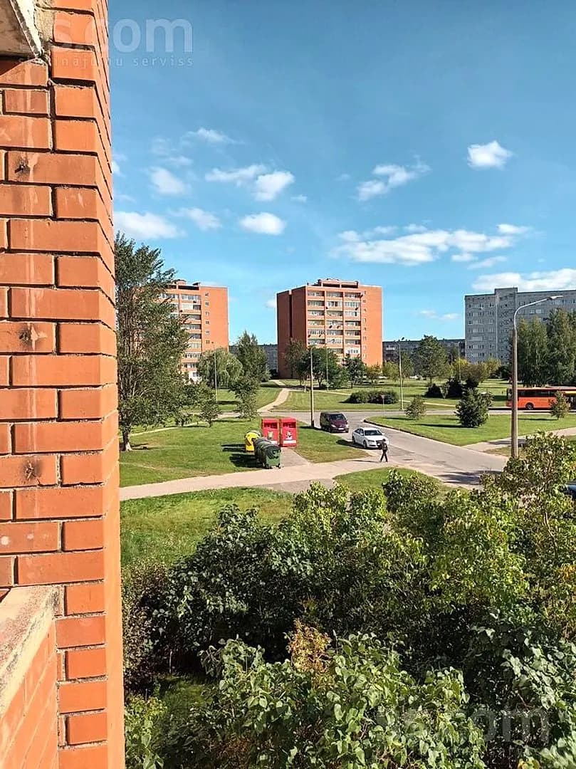 Divistabu dzīvoklis — Ezeru 61