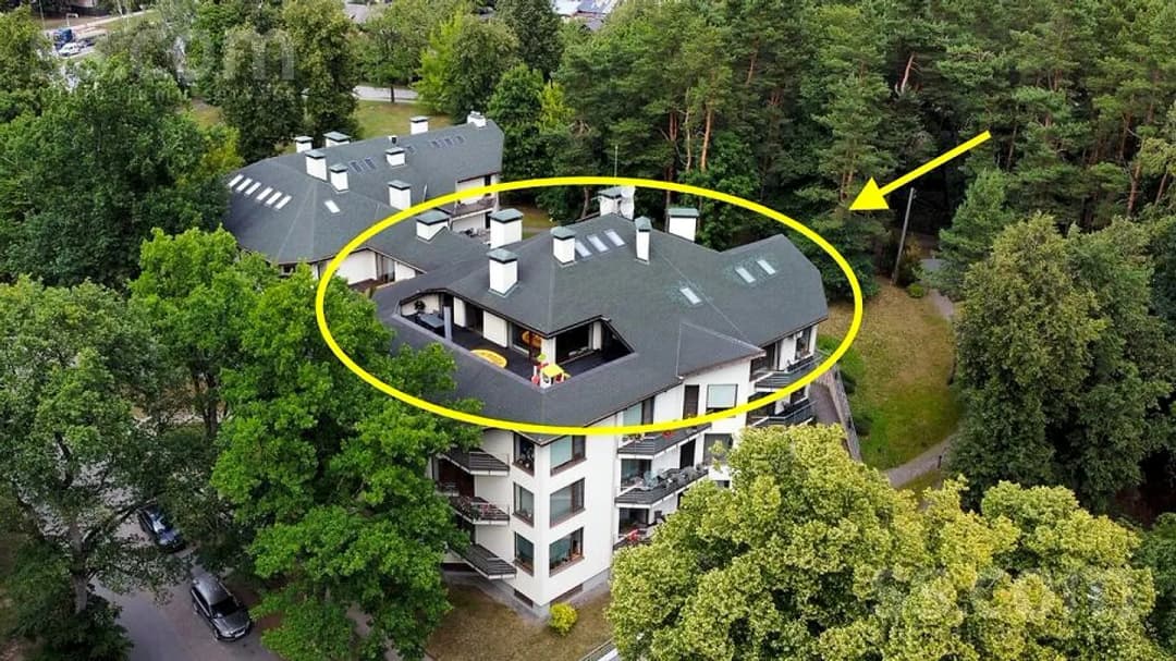 4 istabu dzīvoklis — Brīvības gatve 446