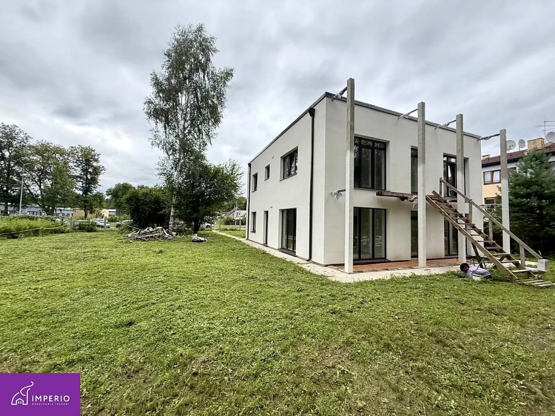 8-ist. Māja, 250㎡ - Rīga, Šampēteris-Pleskodāle