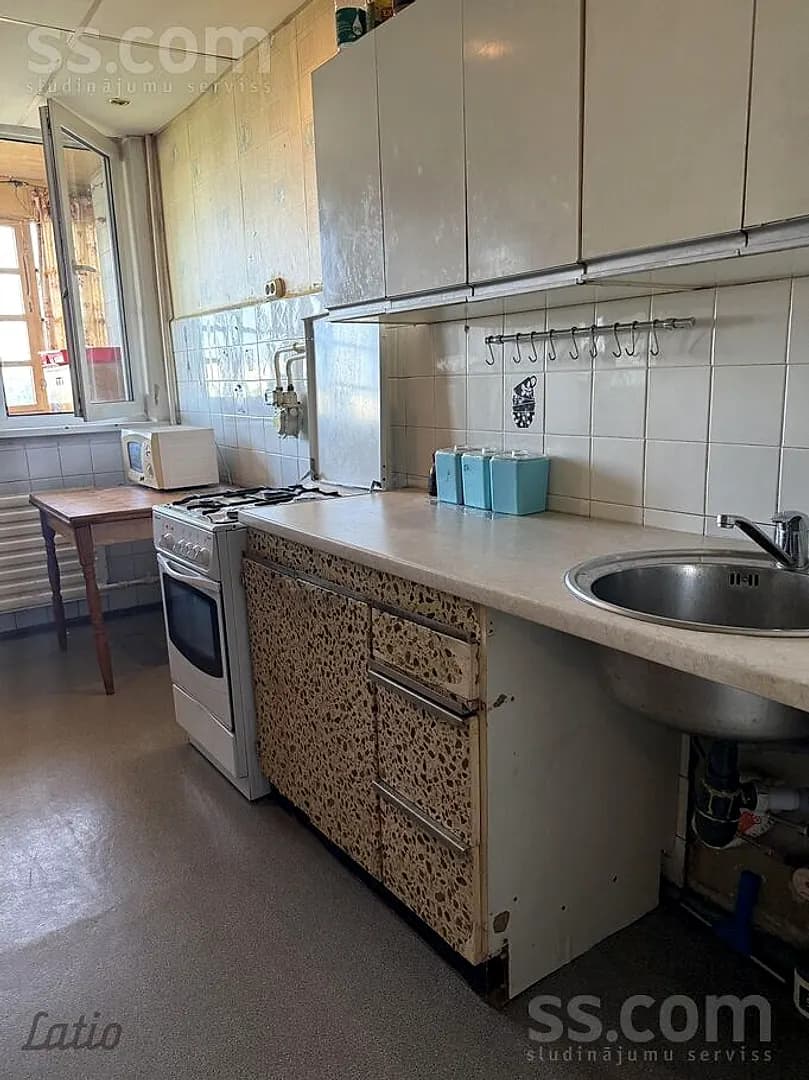 Vienistabas dzīvoklis — Ieriķu 60 — vēl bildes