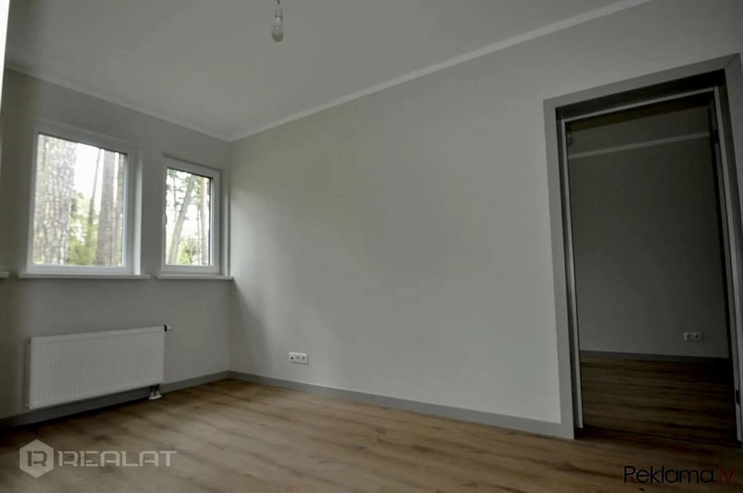 Iznomā biroja telpas modernā Biznesa centrā + platība 22,4 m2. + Telpas atrodas ēkas 8.