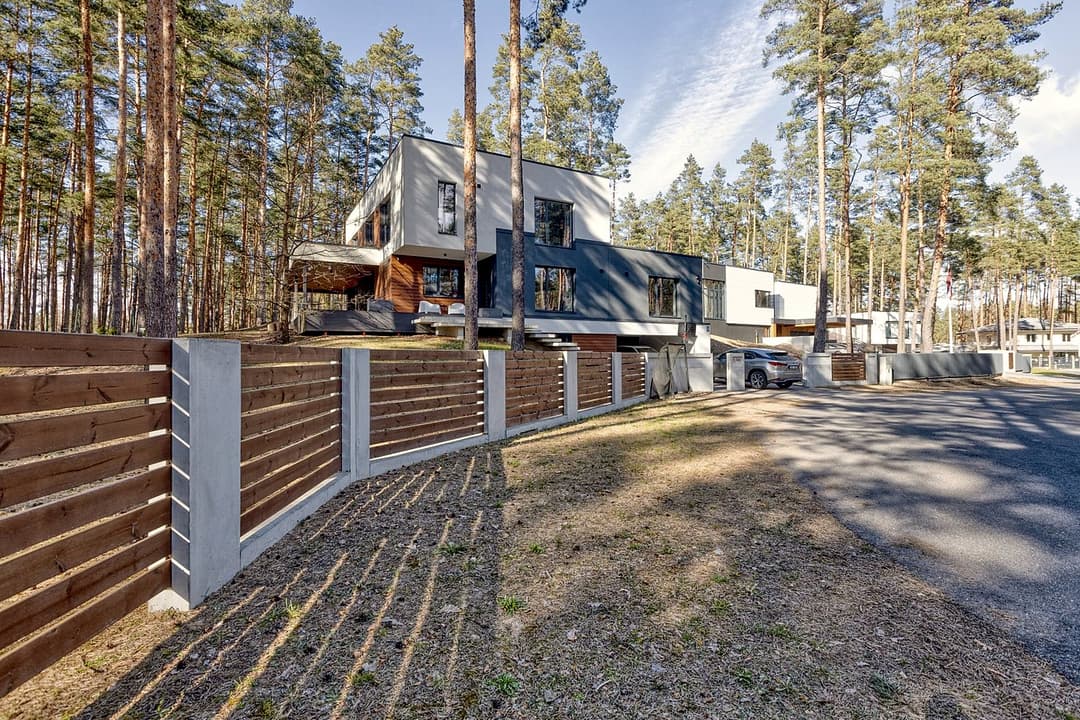 8-ist. Māja, 450㎡ - Garkalnes pagasts, Baltezers — bilde 2