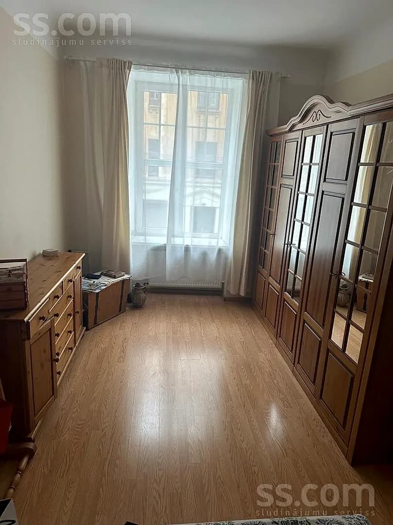 4 istabu dzīvoklis — Birznieka-Upīša 29 — vēl bildes