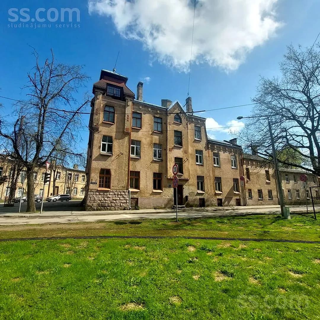 Divistabu dzīvoklis — Bauskas 149