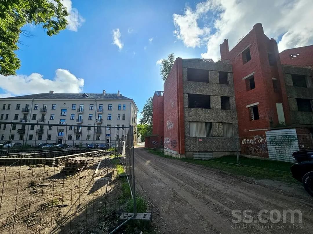 Māja — Laivinieku 4 — vēl bildes