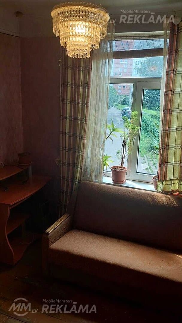 Īpašniece pārdod vienistabas dzīvokli 2. stāvā. Klusa, mierīga vieta. — bilde 3