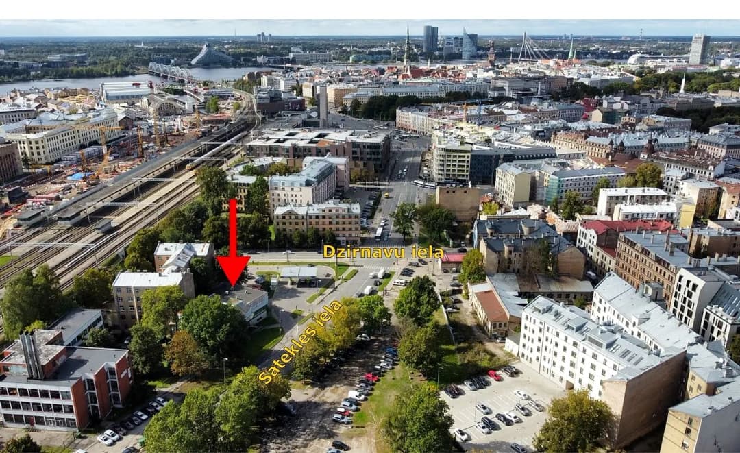 Dzirnavu 129, Centrs — vēl bildes
