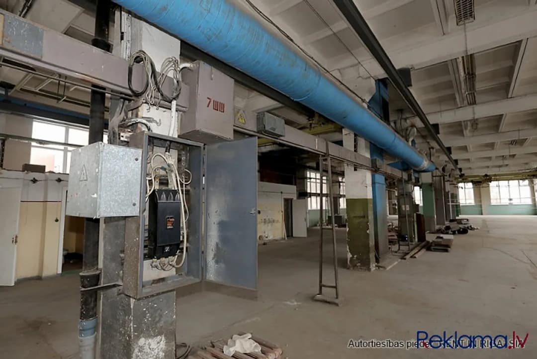 Jelgavas mašīnbūves rūpnīcā, Barona ielā 40 piedāvājam nomāt telpas dažāda tipa — vēl bildes