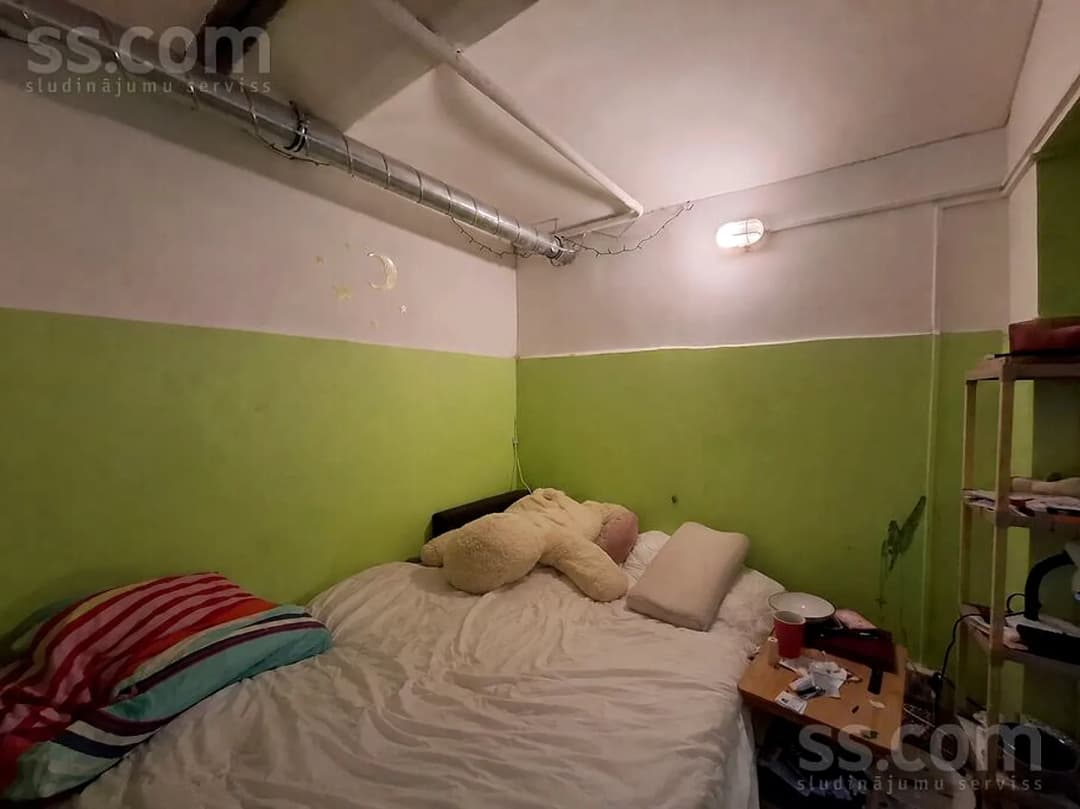 6 istabu dzīvoklis — Tērbatas 39 — vēl bildes