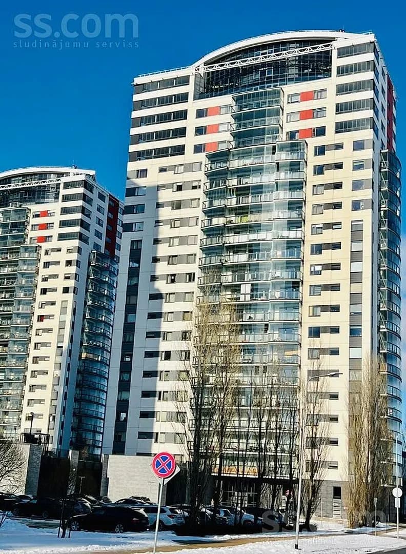 Divistabu dzīvoklis — Grostonas 25