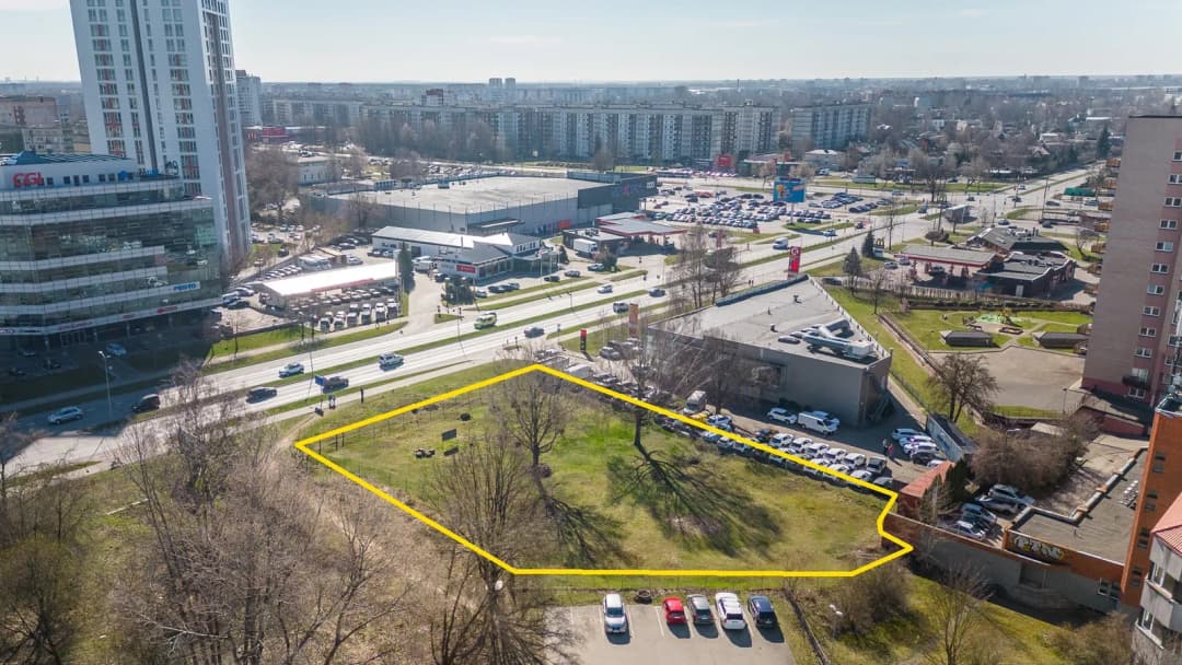 Gunāra Astras iela, Purvciems, Rīga — bilde 2