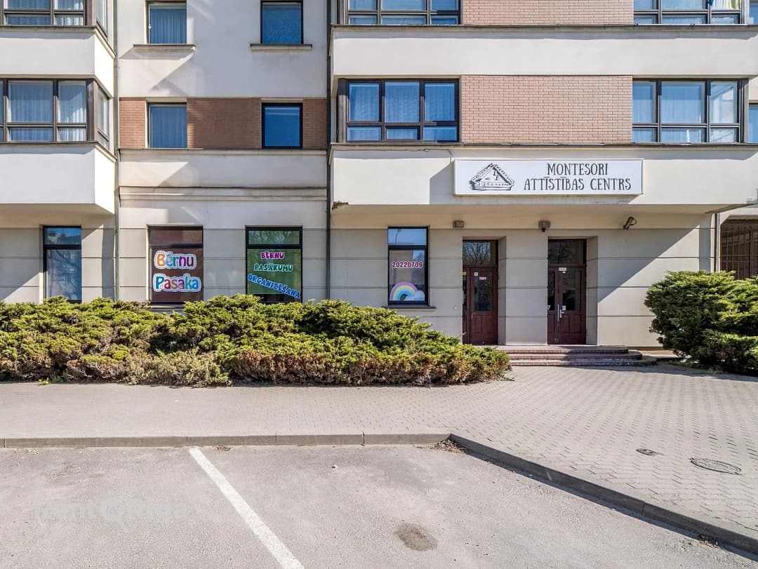 Hospitāļu 8, Centrs