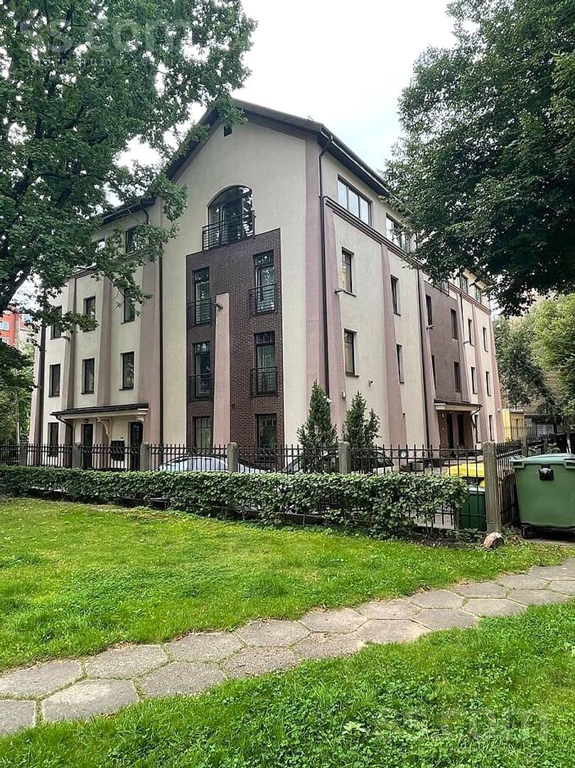 Divistabu dzīvoklis — Rūpniecības 20