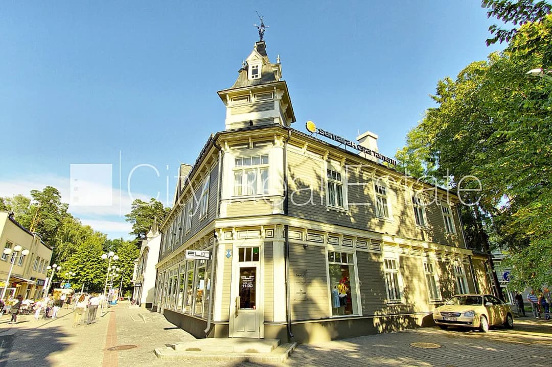 Projekts - Semarah Apartamenti, fasādes māja, labiekārtota apzaļumota teritorija, guļamistabu — vēl bildes