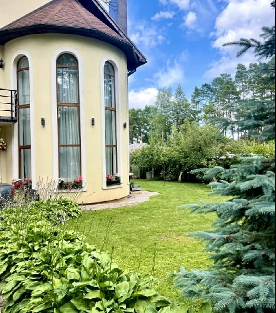 Gaiša un mājīga privātmāja Asaros, 15 minūšu gājiena attālumā no pludmales. Ērts un — bilde 2