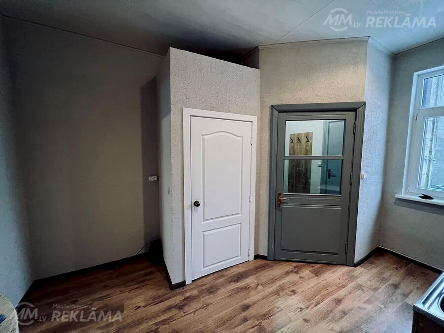 Dzīvoklis Rīgā, Sarkandaugavā, 30.2 м², - ist., 1 stāvs. — bilde 3