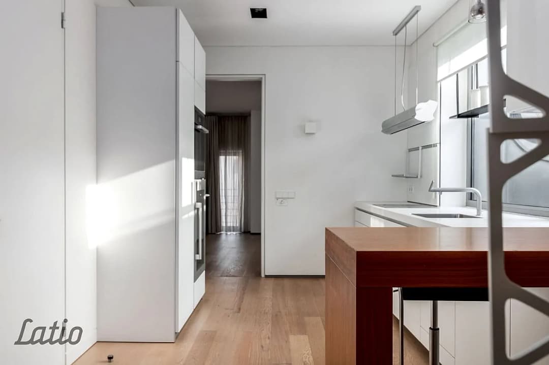 Izīrē ekskluzīvu penthouse apartamentu Kalpaka bulvārī 9
Modernai un komfortablai dzīvei — bilde 2