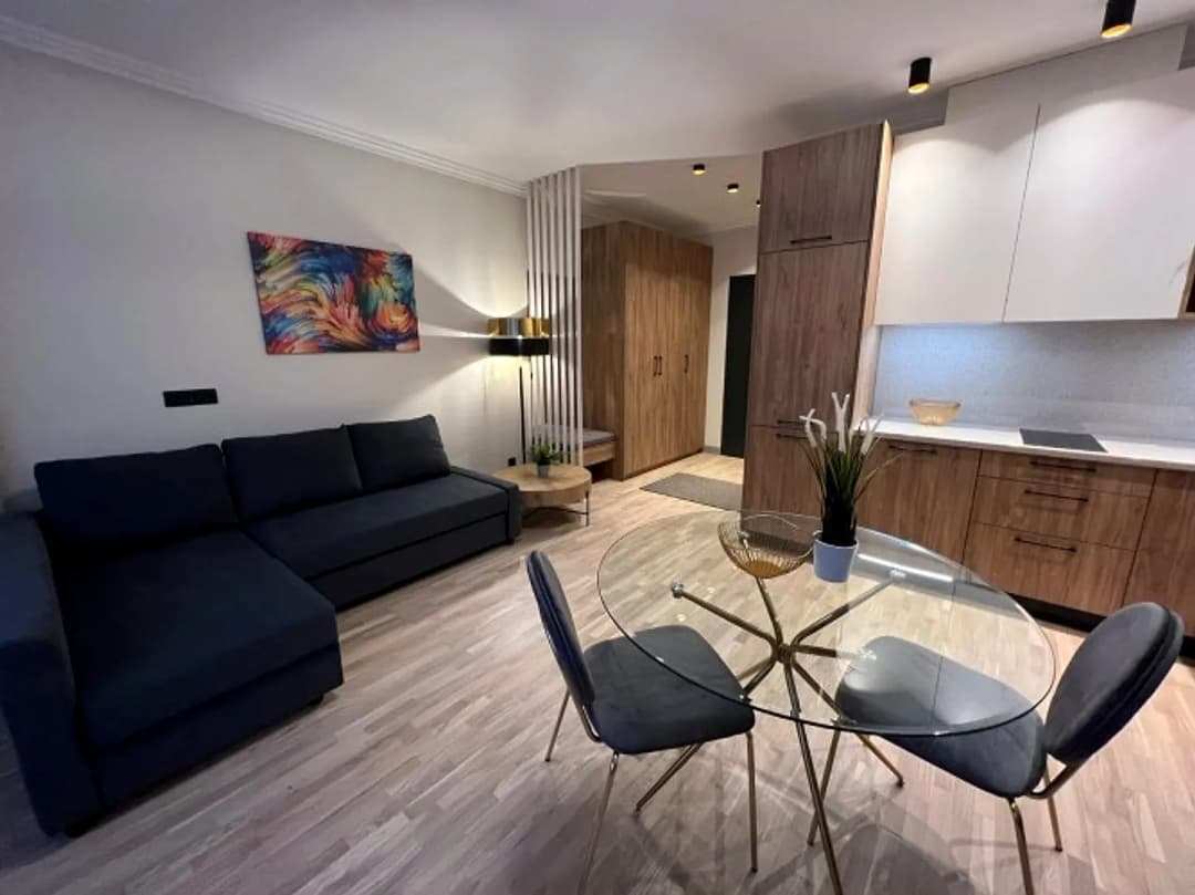 Kvalitatīvs studio tipa dzīvoklis renovētā ēkā, Rīgas centrā. Zemi komunālie maksājumi — bilde 4